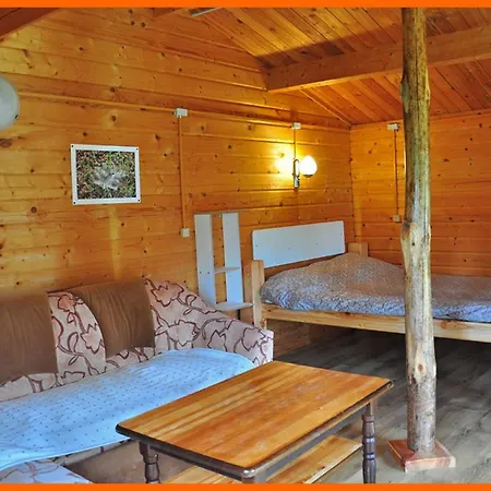 Leiputrija Kamp alanı Ādaži