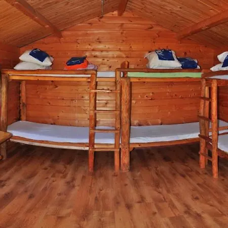 Leiputrija Kamp alanı 3*